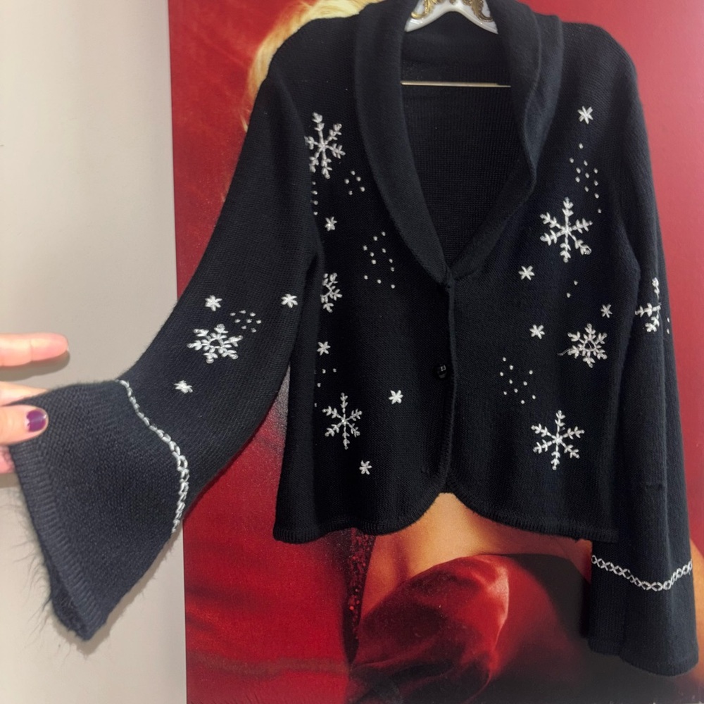Black Snowflake-Embellished Shawl Collar Cardigan